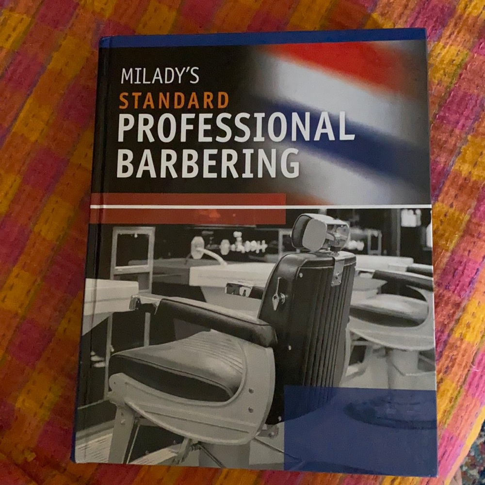 Milady Standard Professionnel Barbering